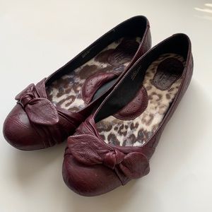 NWOT Moron born women’s  flats size 7.5